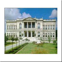 dolmabahce sarayi b..jpg